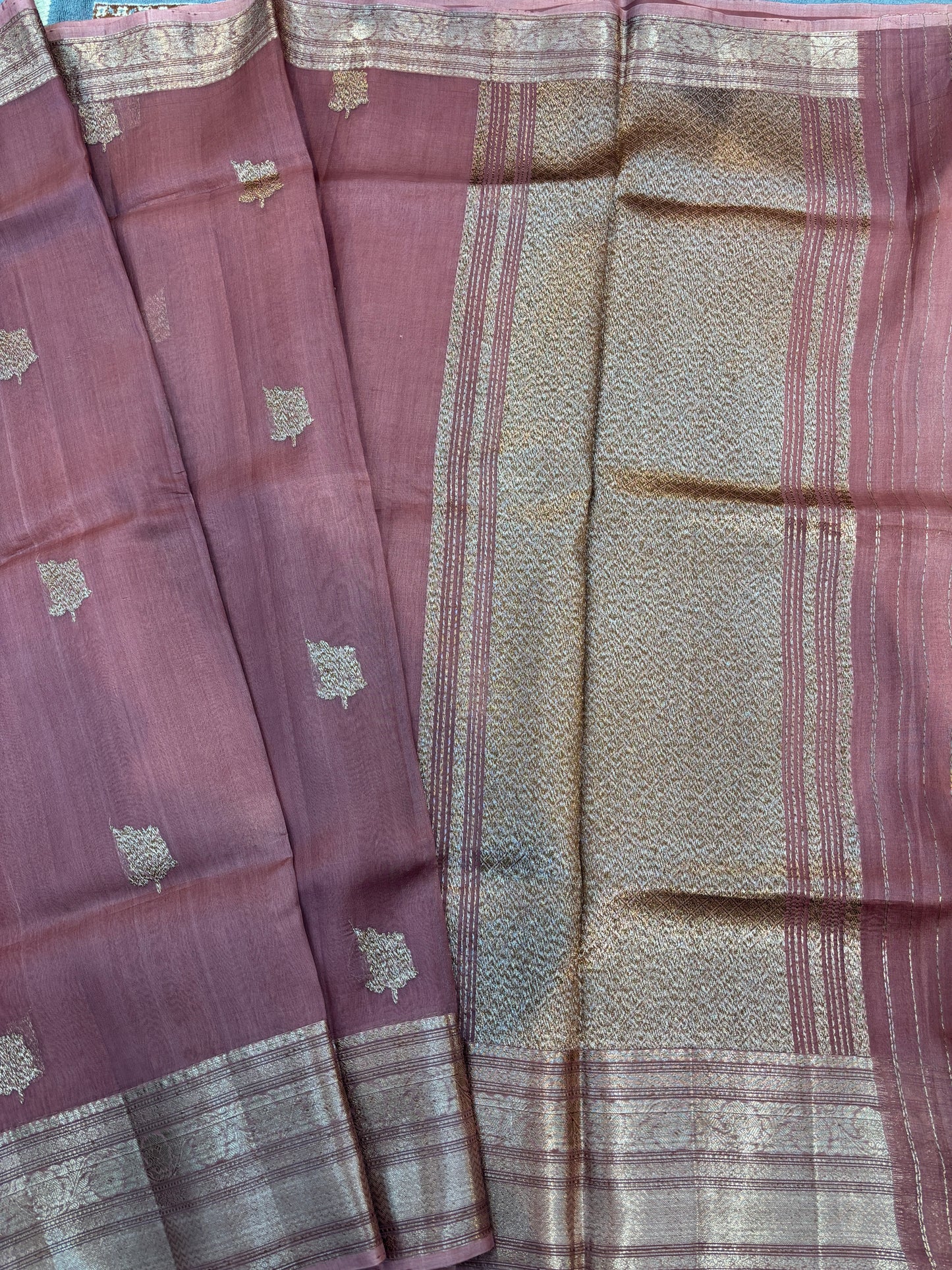 Onion Pink Pure Kora Antique Zari Banarasi Handloom Saree