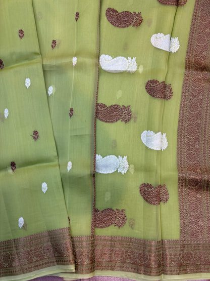 Lemon Green pure Kora Antique Zari Banarasi Handloom Saree