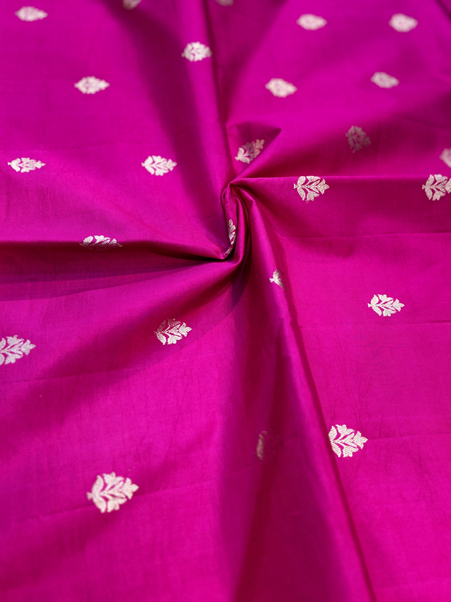 Rani Pink Pure Raw Mango Banarasi Handloom Saree