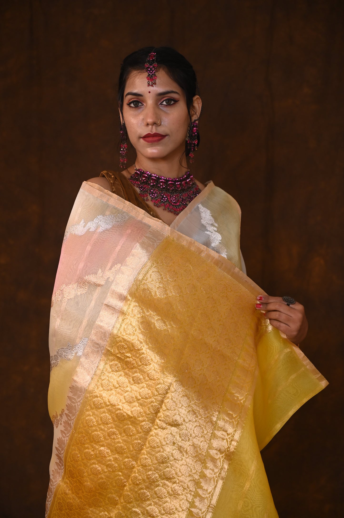 Yellow Pure Kora Silk Kadhuwa Rungkaat Handloom Banarasi Saree 