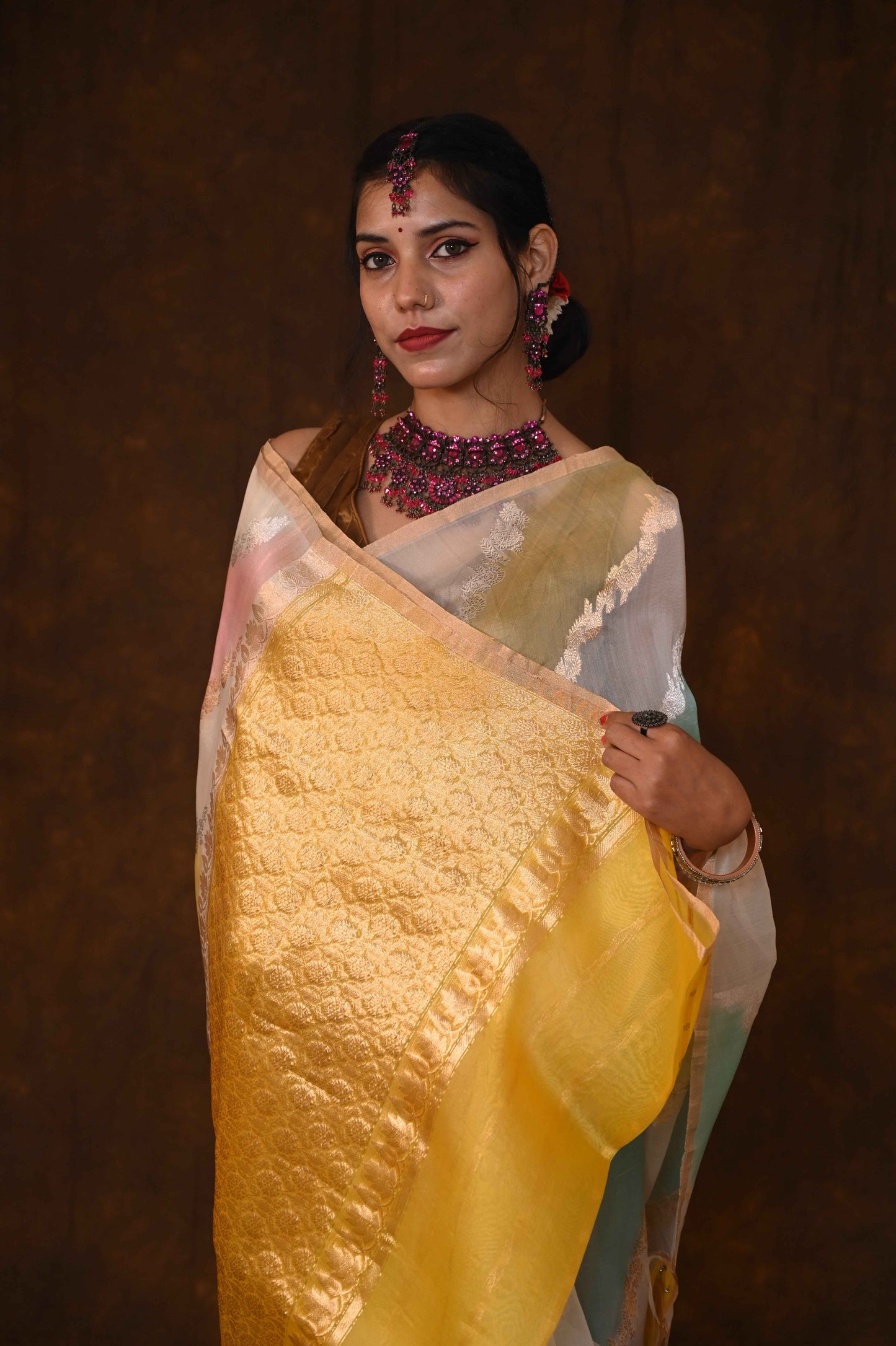 Yellow Pure Kora Silk Kadhuwa Rungkaat Handloom Banarasi Saree