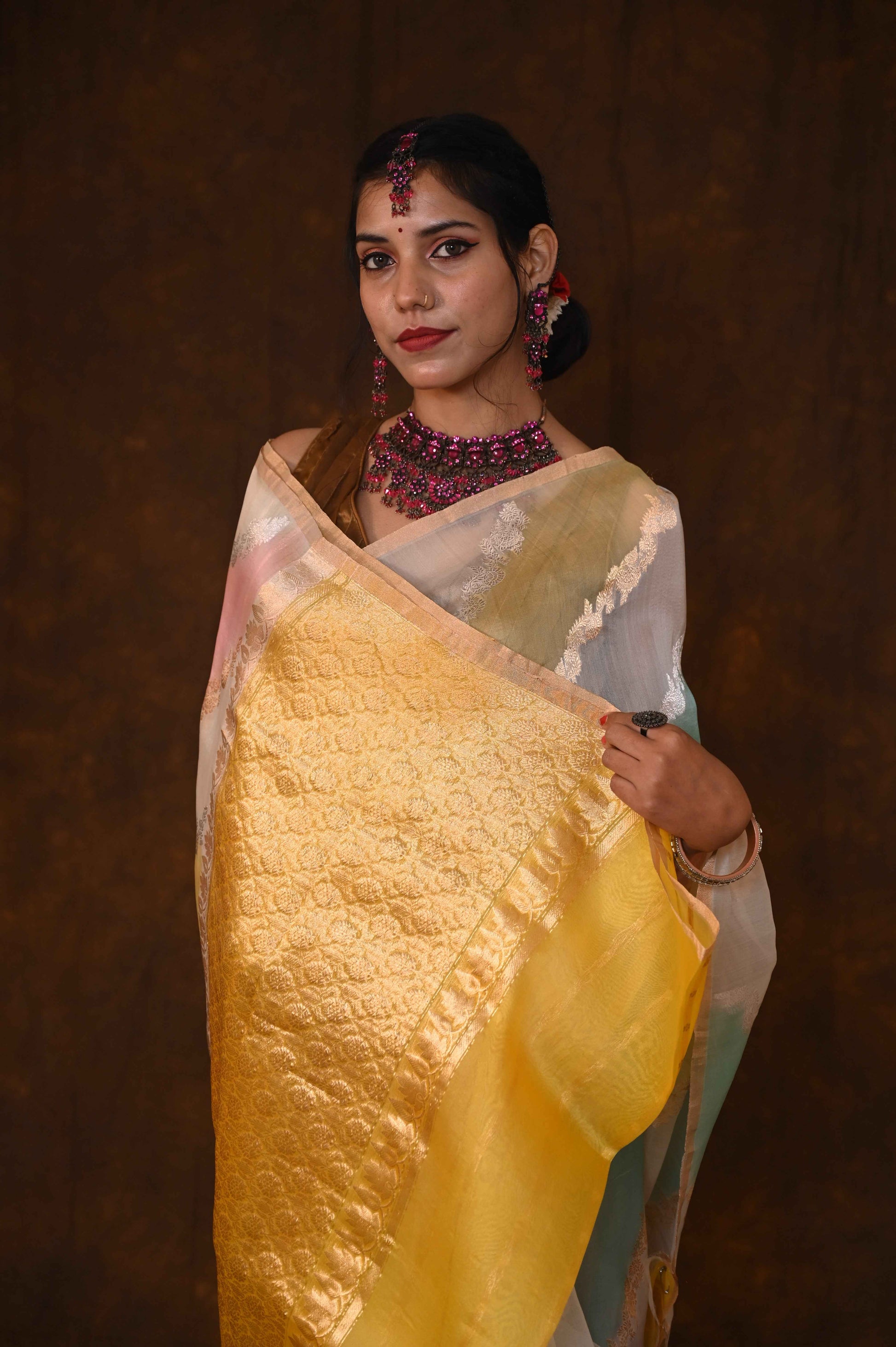 Yellow Pure Kora Silk Kadhuwa Rungkaat Handloom Banarasi Saree
