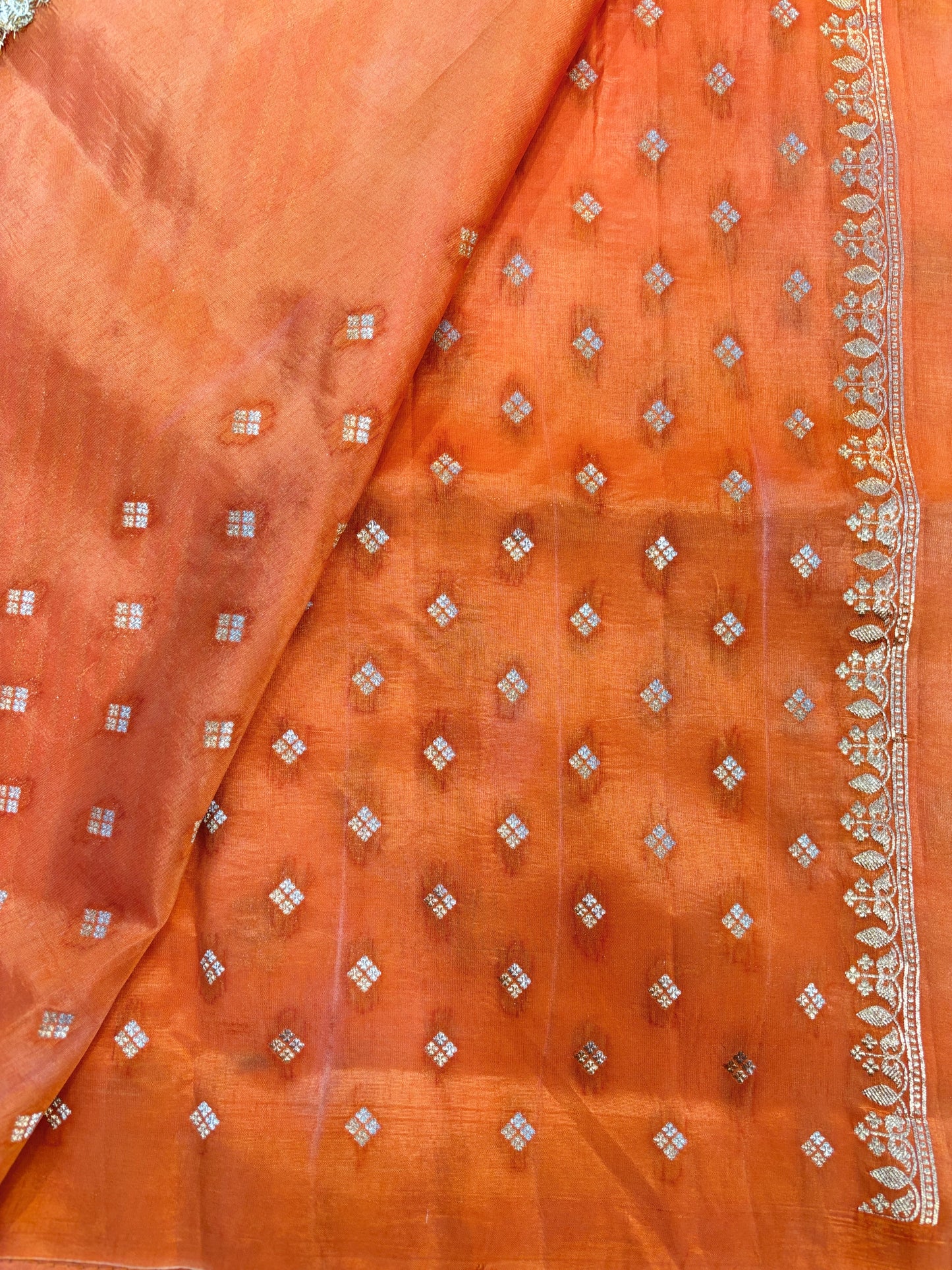 Pure Kora Rungkaat With Border Laces