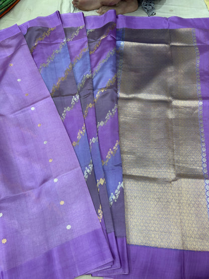 Handloom silk saree, lavender drape with dark blue panel border and gold dotted motifs