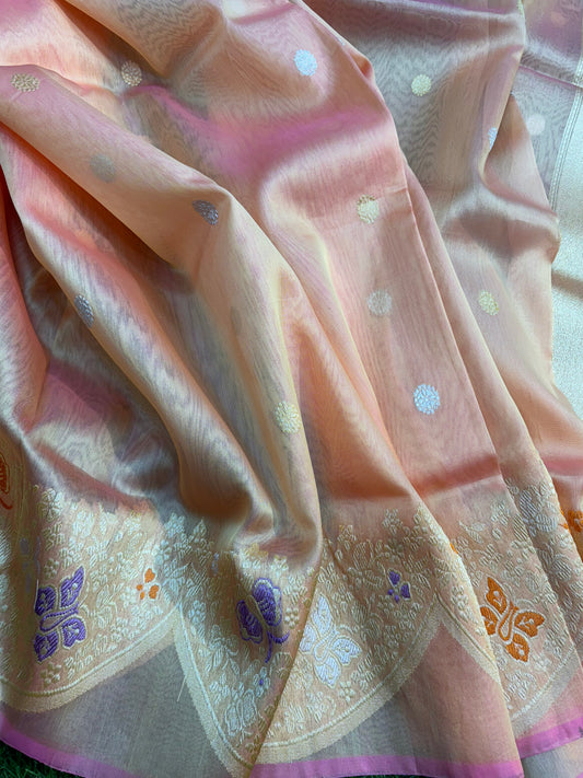 Exclusive Baby Pink Kaduwa Boota Katan Tissue With Scallop Border Banarasi Handloom Saree Saree