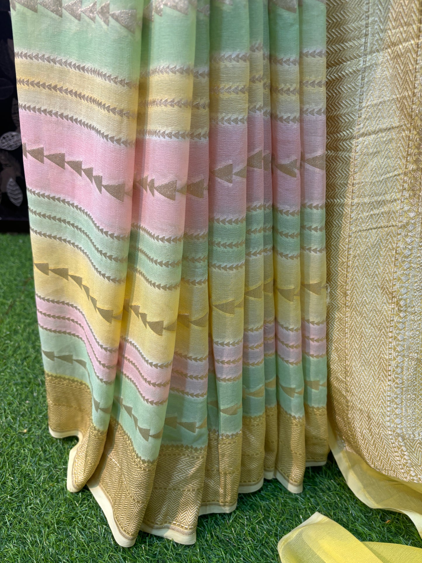 Lemon Yellow Pure Khaddi Georgette Rungkaat Banarasi Handloom Saree