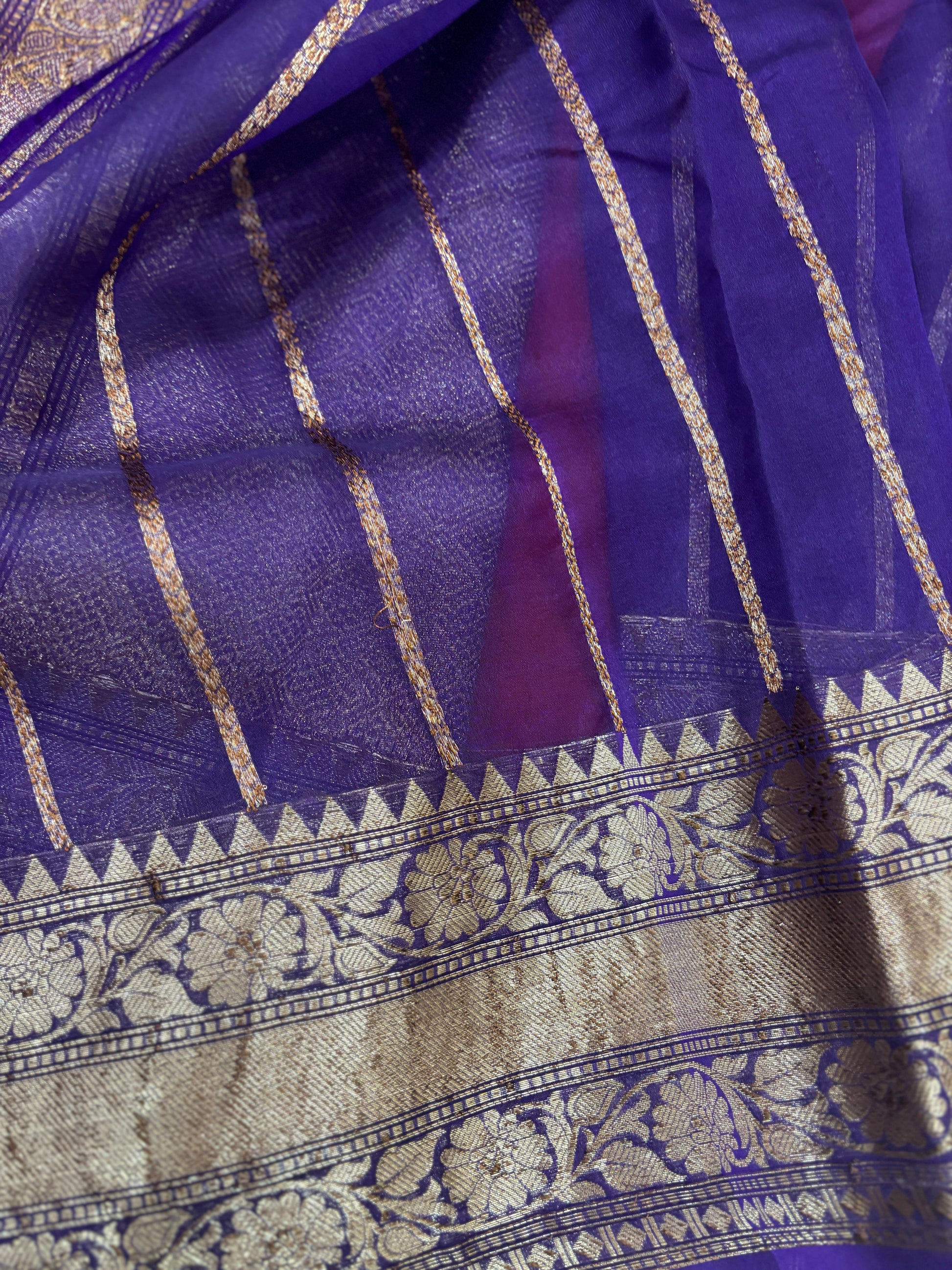 Red with Blue Pure Kora Antique Zari Banarasi Handloom Saree 