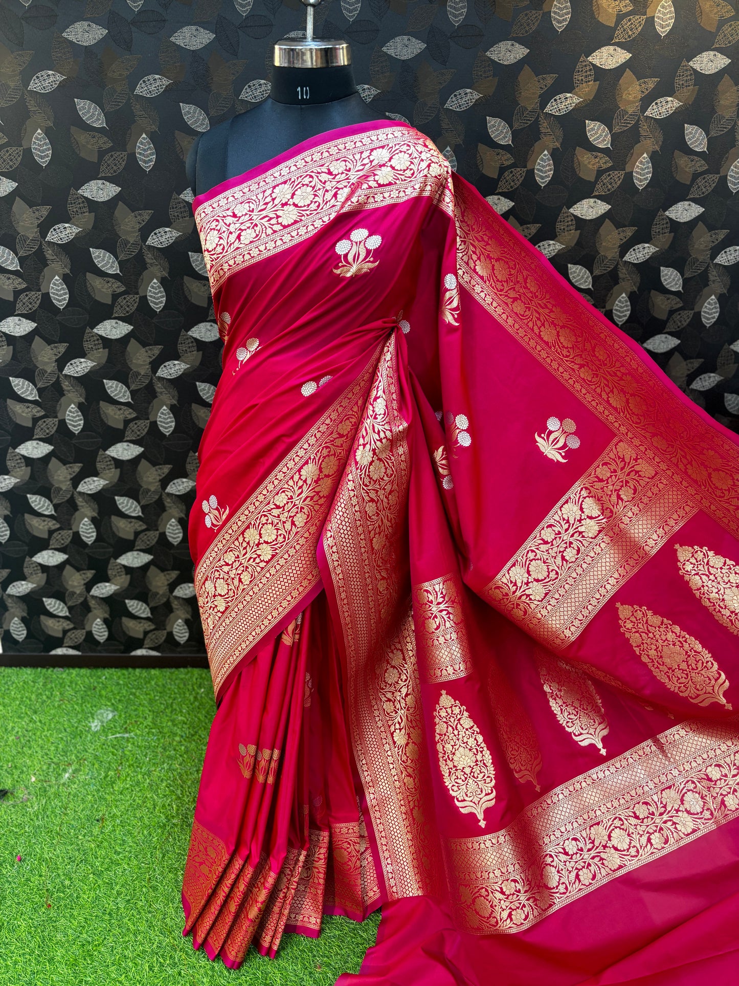 Red Semi katan Silk designer Banarasi Handloom Saree