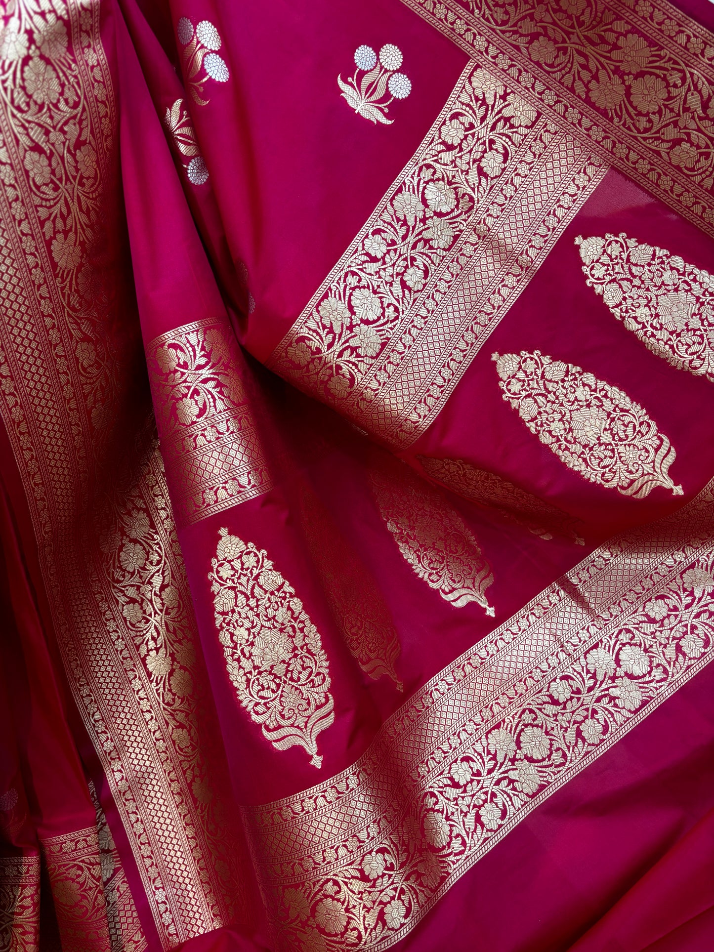 Red Semi katan Silk designer Banarasi Handloom Saree