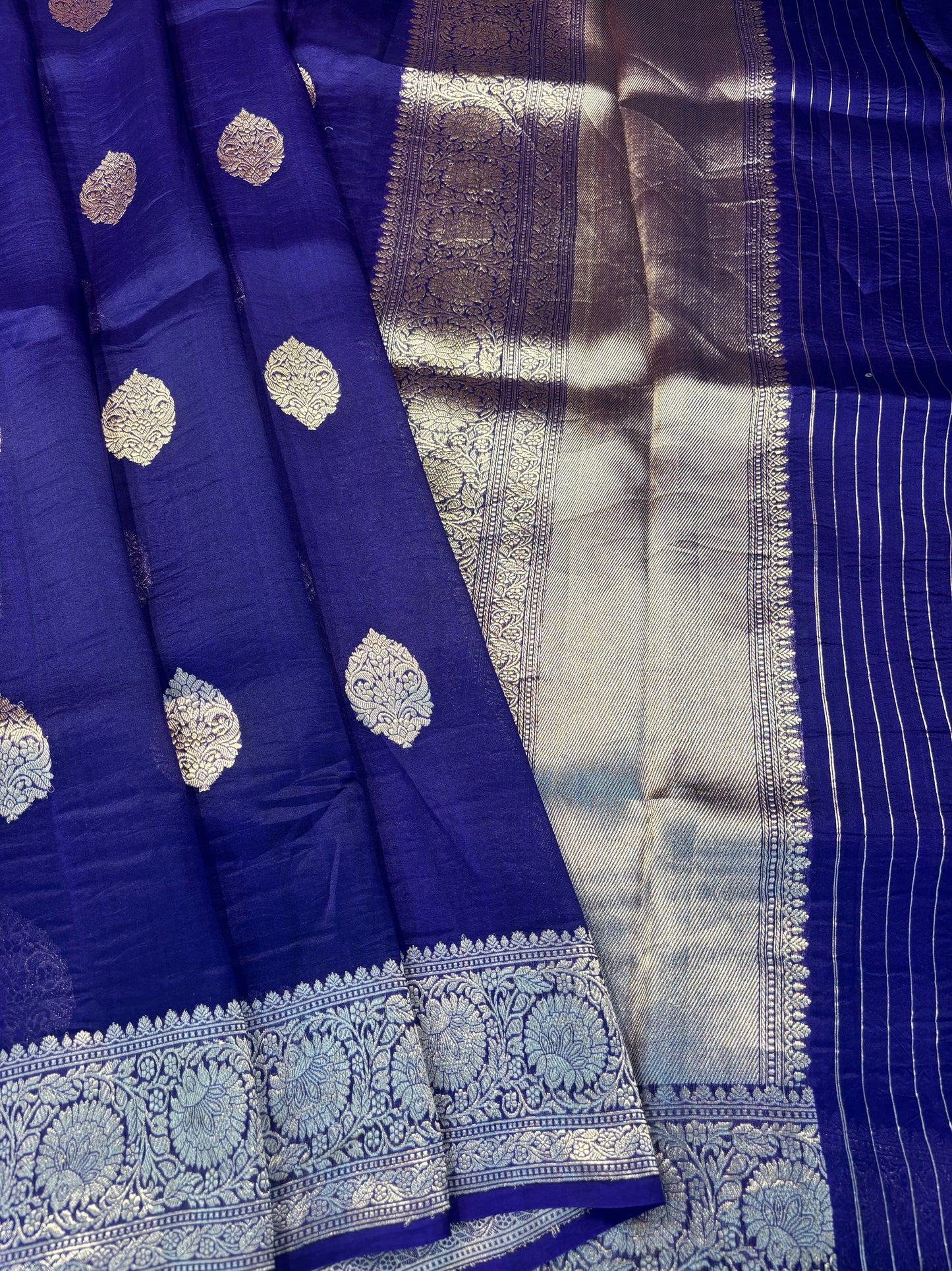 Blue Pure Kora Kadhiyal Banaras Handloom Saree