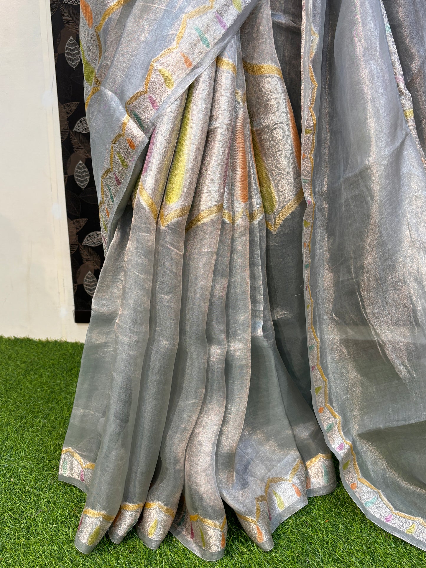 Gray Pure kora Tissue Rungkaat Banarasi Handloom Saree