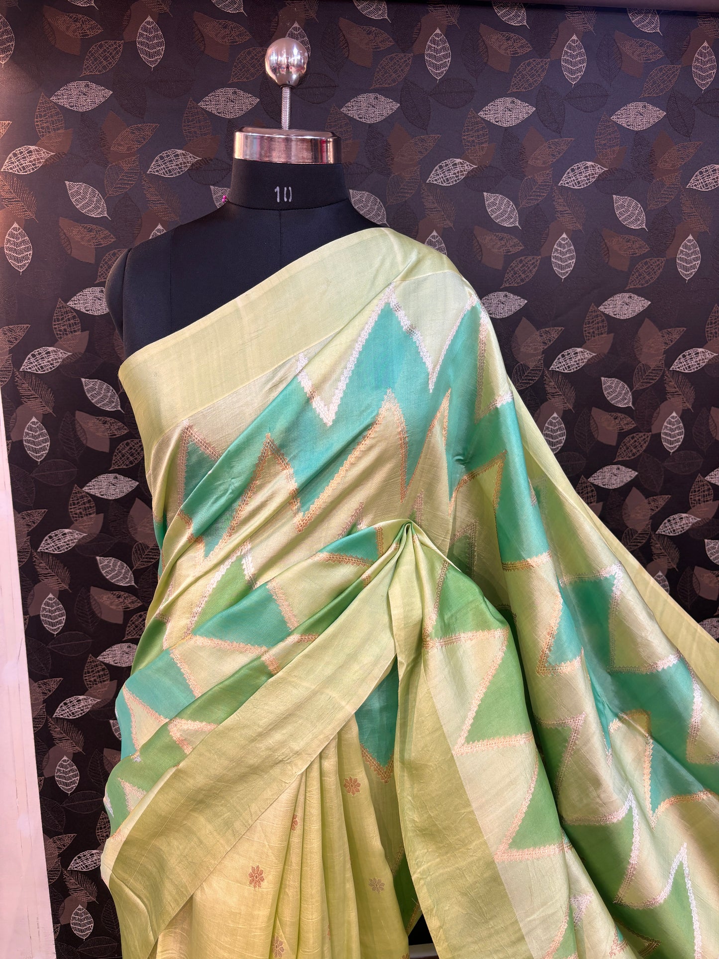 Lemon Pure Raw Mango Rungkaat Banarasi Handloom Saree