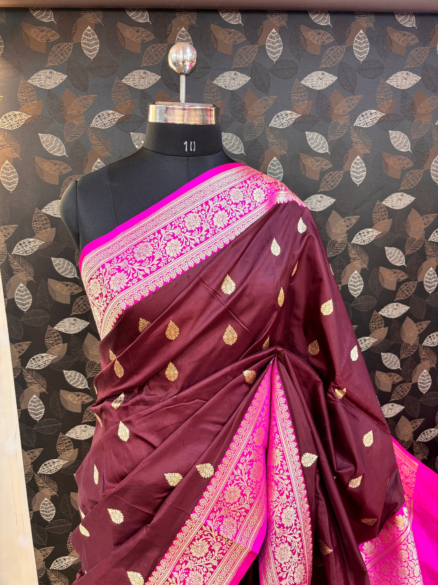 Dark Wine Pure Katan Kadhiyal Boota Banarasi Handloom Saree