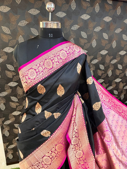 Black & Rani Pink Pure katan Silk Kadhiyal Boota Banarasi Handloom Saree