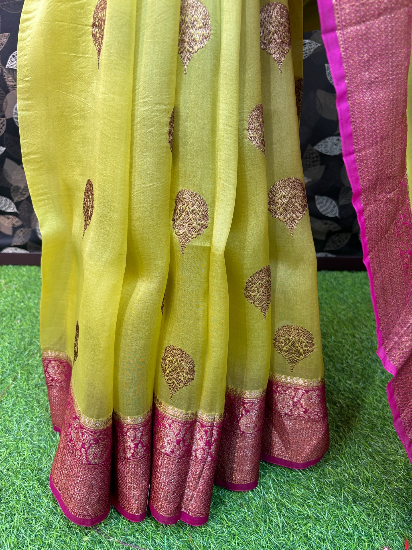 Lemon Yellow- Rani  Pink Pure Kora Katan Banarasi Saree