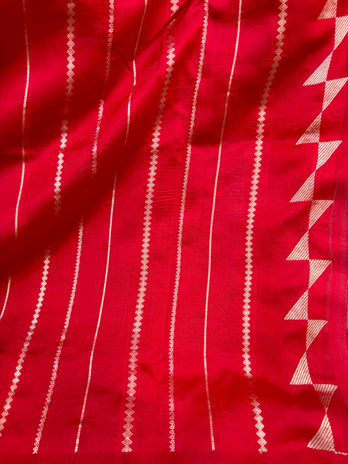 Red Pure raw mango Banarasi Handloom Saree