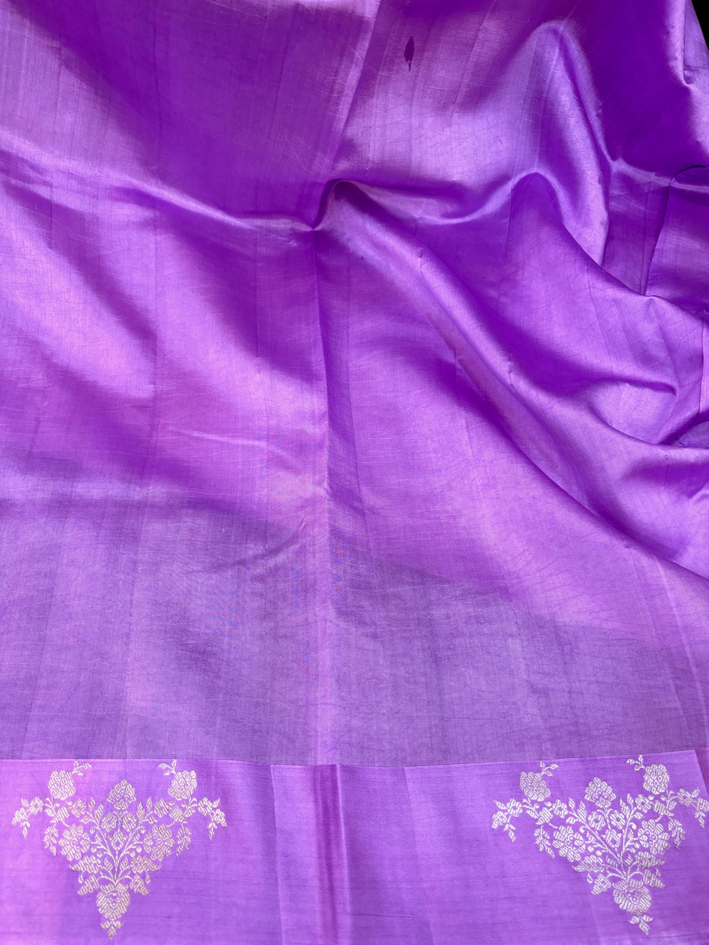 Lavender Pure raw Mango Banarasi Handloom Saree