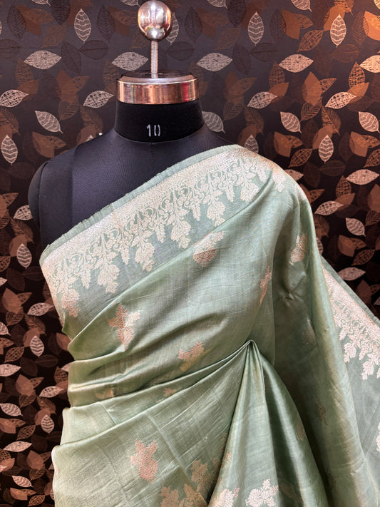 Pista Green Pure Raw Mango Banarasi Handloom Saree