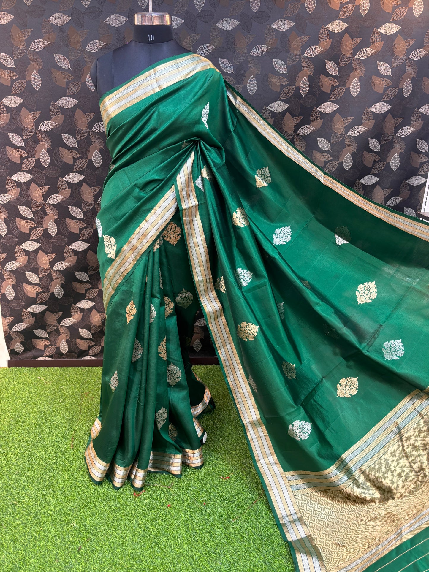 Rama Green Pure Raw Mango Banarasi Handloom Saree