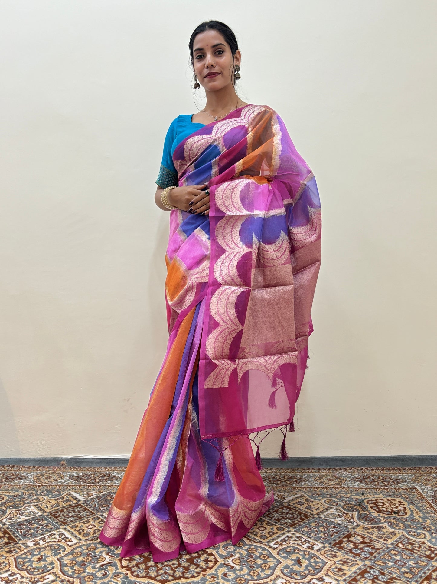 Kora Rungkaat Banarasi Handloom Saree